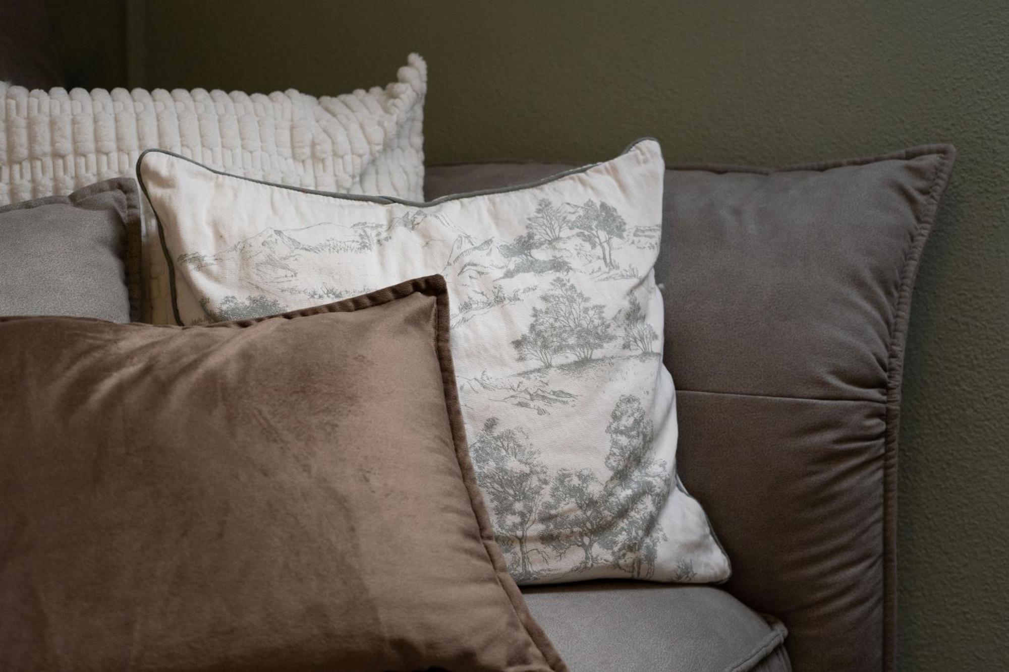 Zirovnica Kalan Boutique Stay חדר תמונה