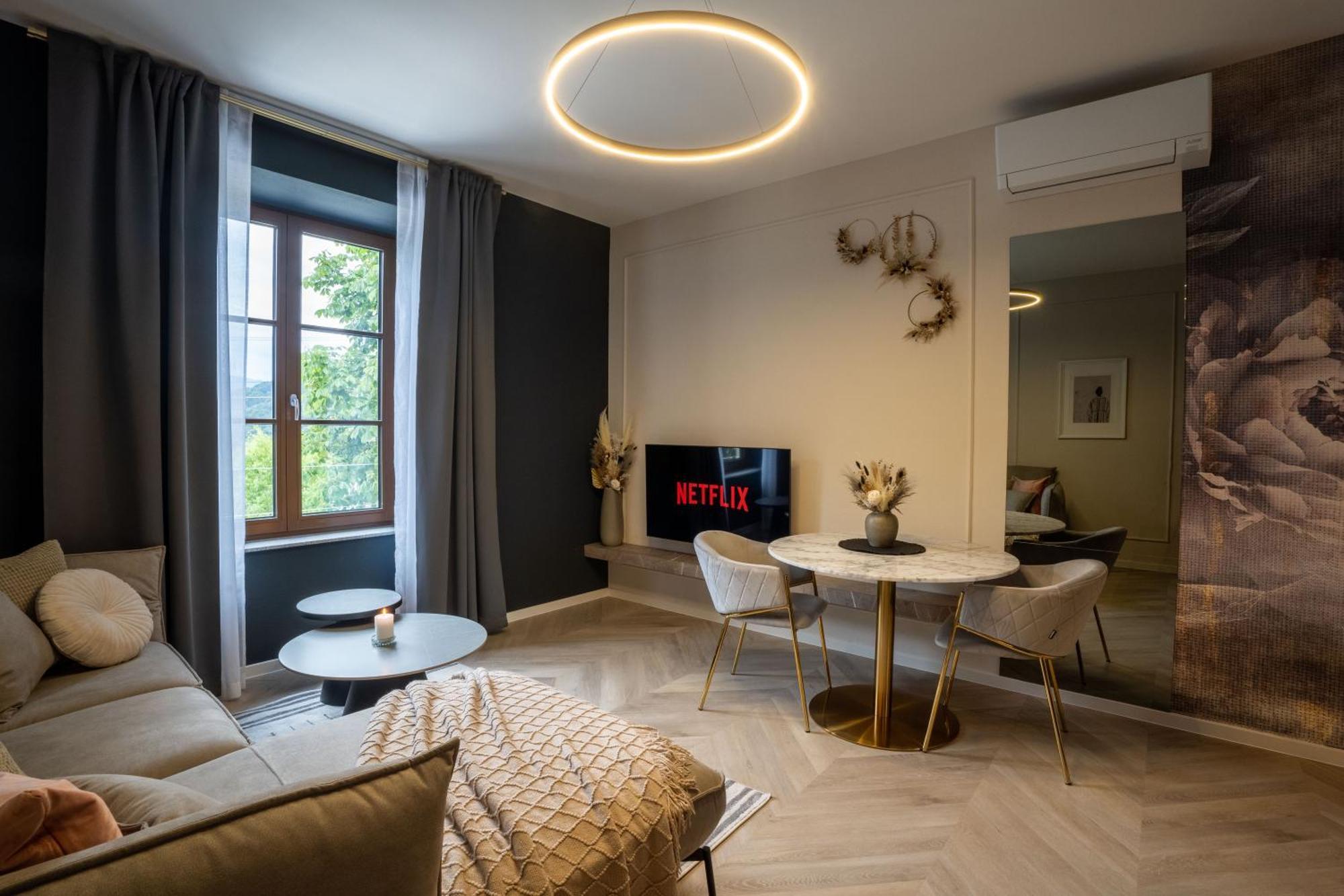 Zirovnica Kalan Boutique Stay מראה חיצוני תמונה